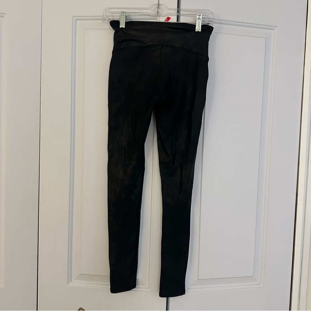 Spanx Faux Leather Leggings | Size Medium - Picture 4 of 5